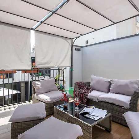 With Garden And Terrace Near Termini Rom