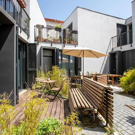 With Garden And Terrace Near Termini * Rom