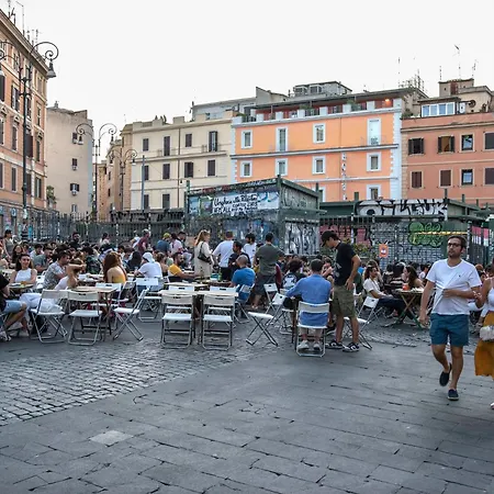 With Garden And Terrace Near Termini Rom