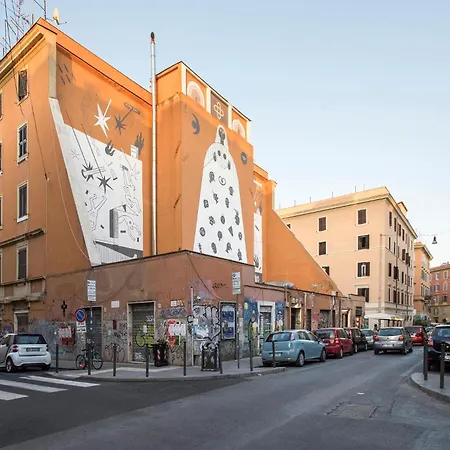 With Garden And Terrace Near Termini *